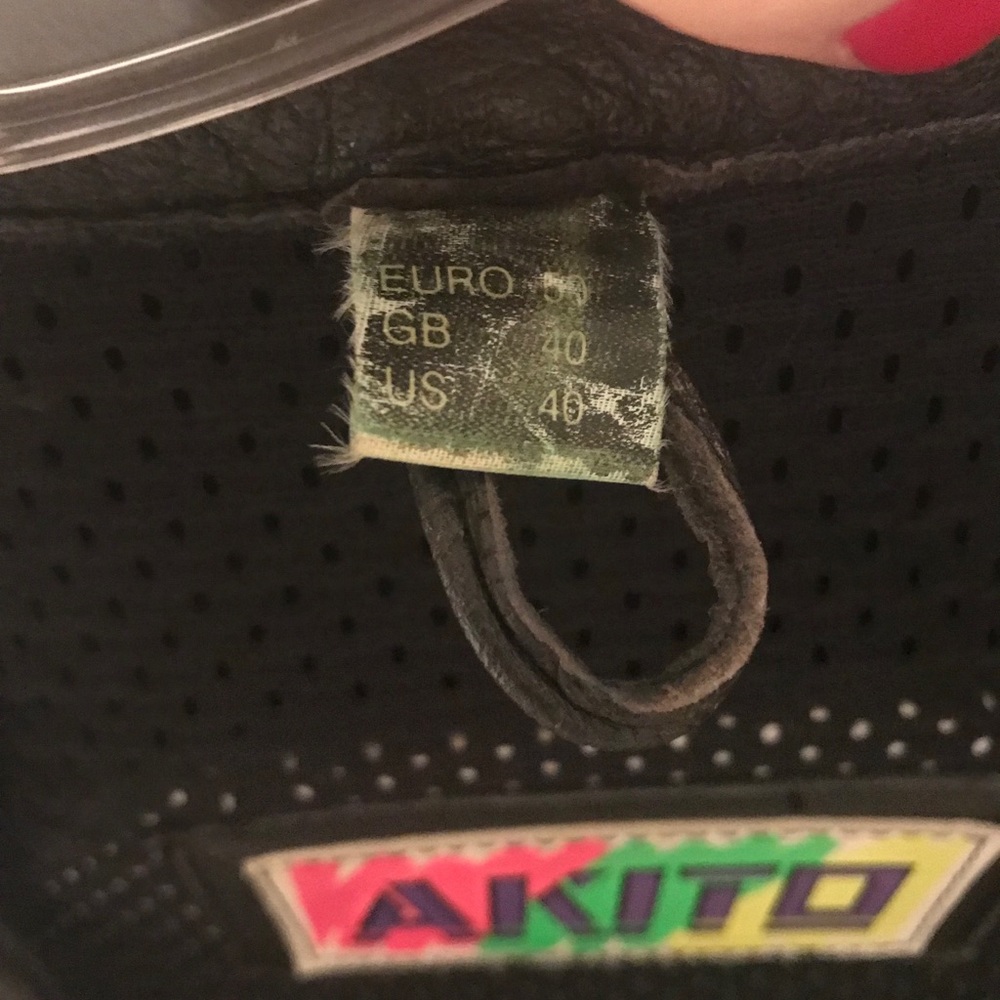 Motorcycle Racing Leathers! 🏍 - Picture 7 of 8